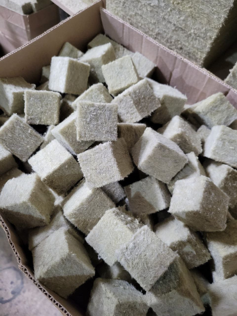 КУБИКИ для рассады 35x35x40 мм - 1 коробка (2250 шт.)